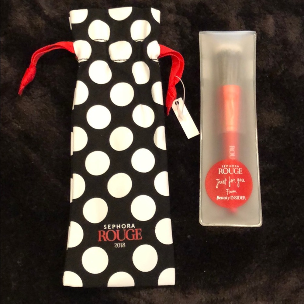2018 Sephora Rouge Brush